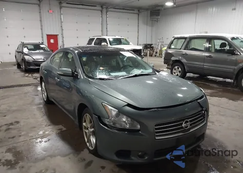 2009 Nissan Maxima 3.5 Sv from USA, damaged, VIN 1N4AA51E89C861310